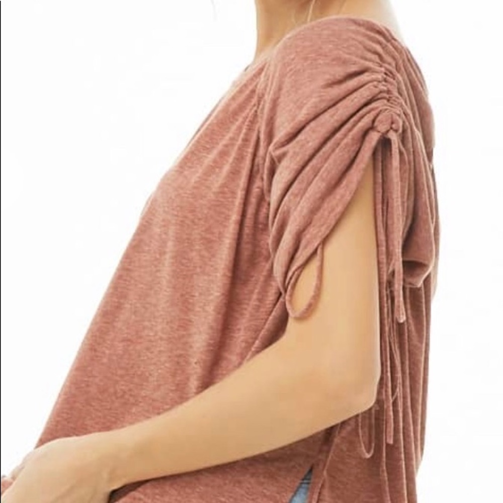 Draw string top